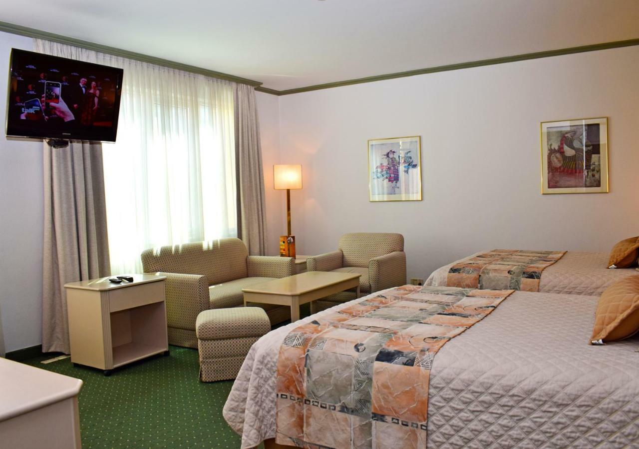 Hotel Europa Ла-Пас Екстер'єр фото